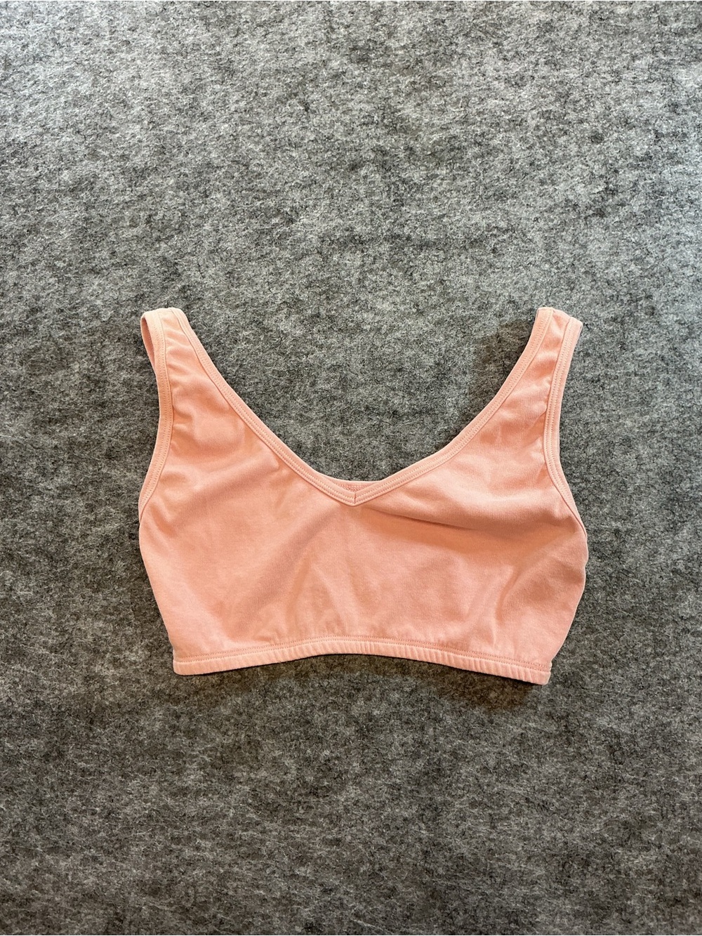 Big Bud Press Soft V-Neck Wireless Bralette In Light Pink Size M